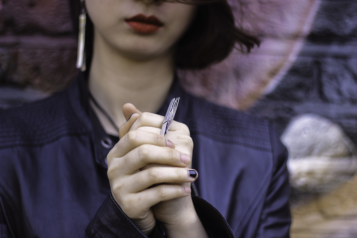 “Τα Eni Jewellery ξεχωρίζουν για τις «ατέλειές» τους” by popaganda.gr