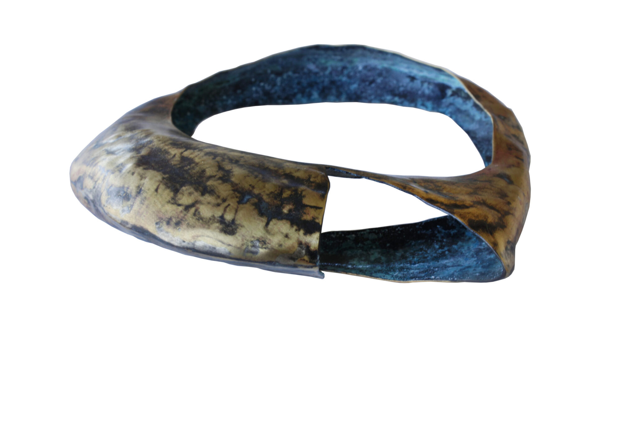 Eni Jewellery at “BEYOND THE BLUE” EXHIBITION