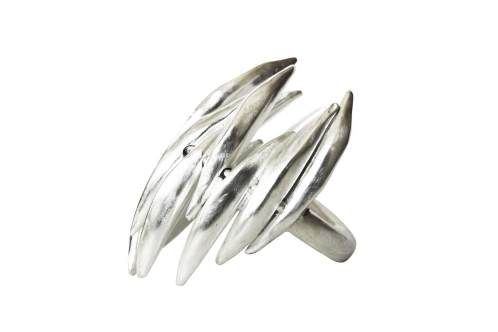 Throne Ring