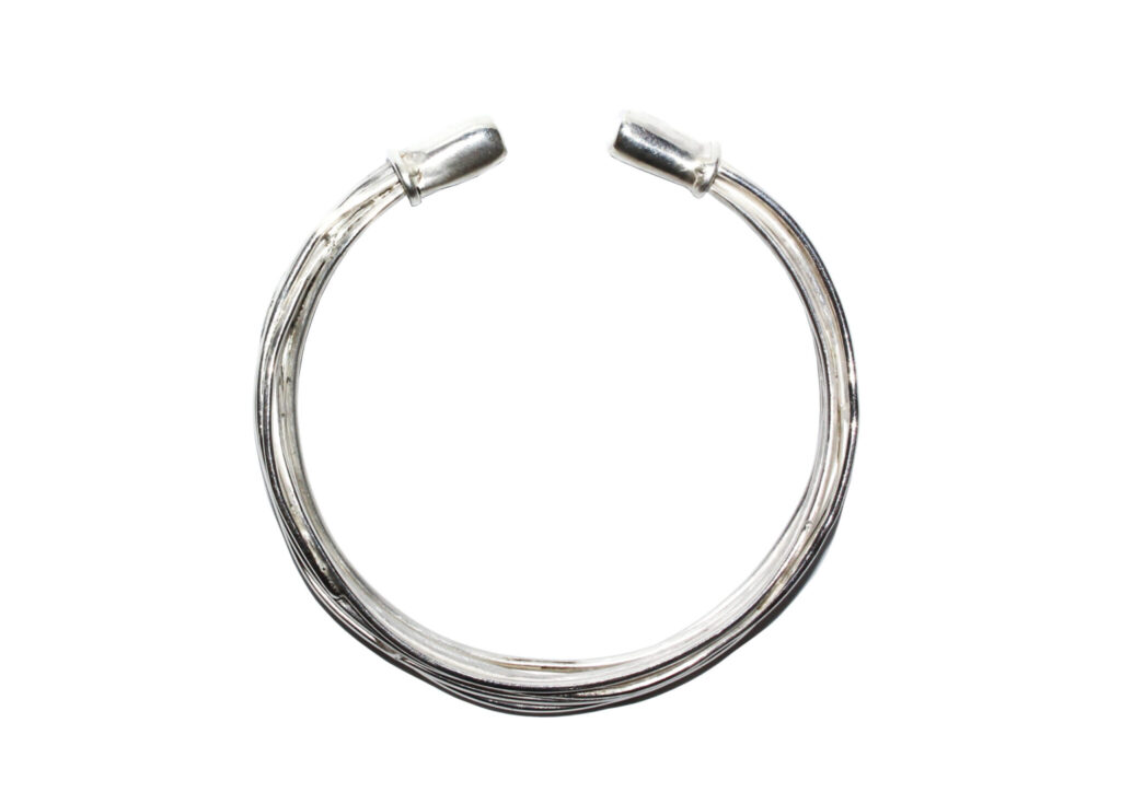 Wired bracelet in Earthy Style