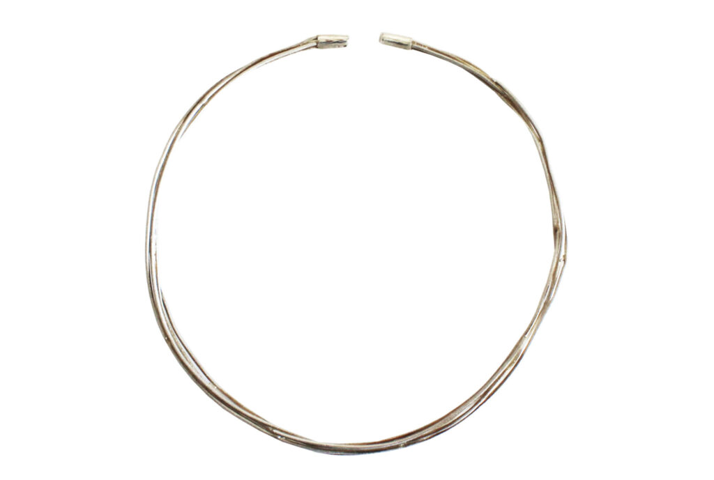 Wired necklace in Earthy Style