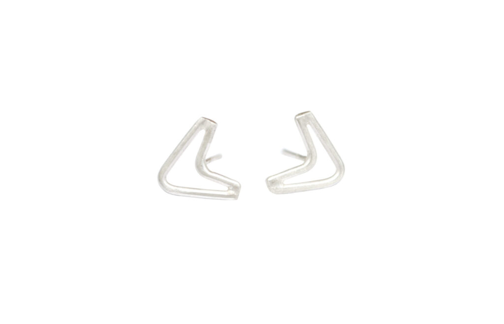 Small V Earrings